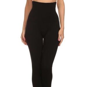 💕BRAND NEW💕 Compression Leggings - Black